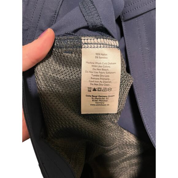 Eddie Bauer Womens Crop Nylon Blend Pants Navy Blue Size 10 Outdoor Hiking - Picture 7 of 7